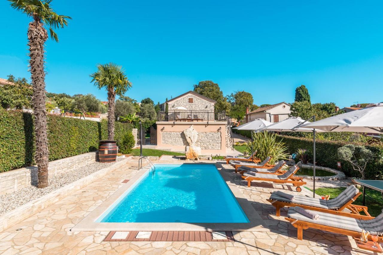 Villa Alma Kaštelir Екстериор снимка