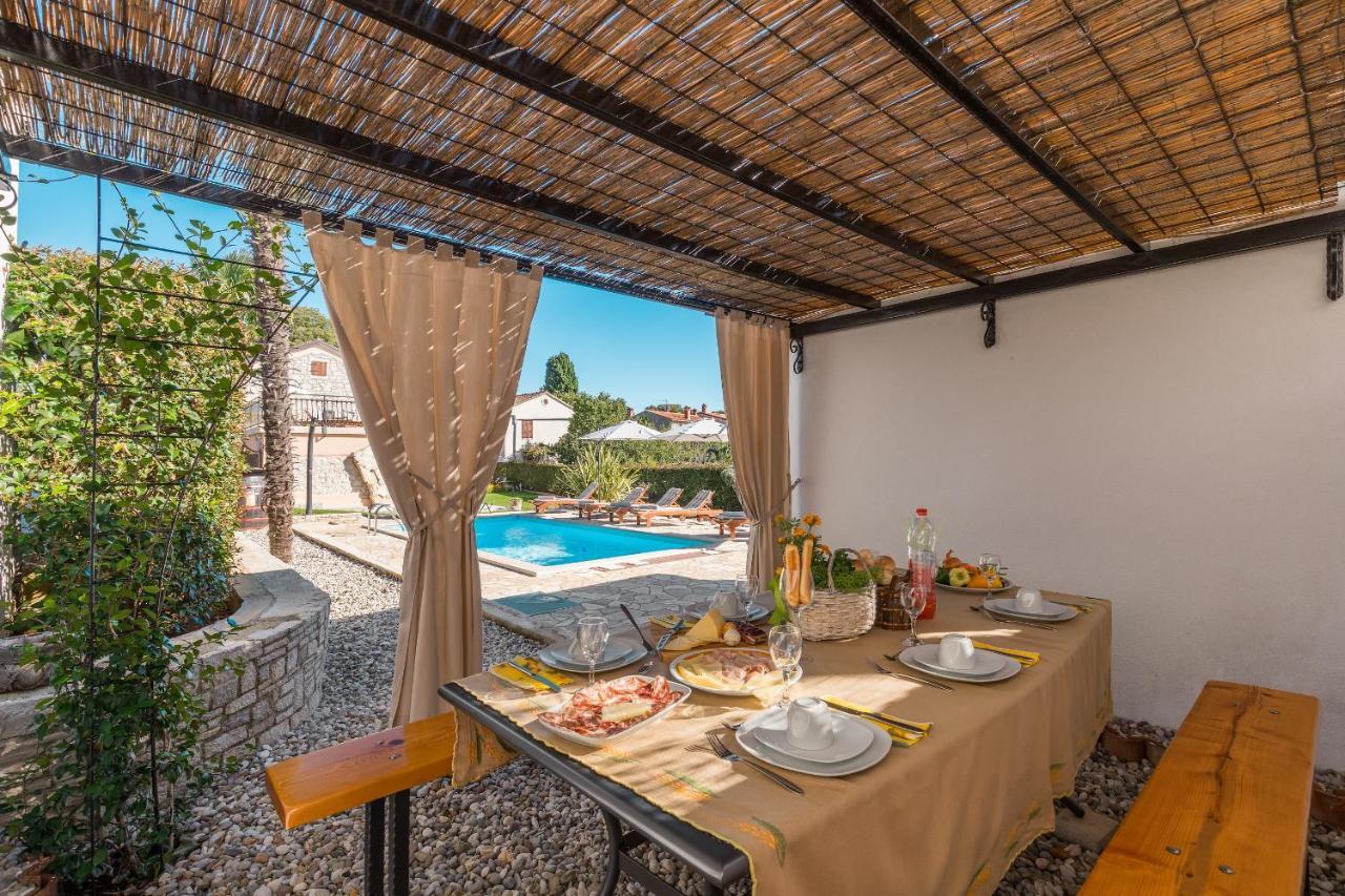 Villa Alma Kaštelir Екстериор снимка