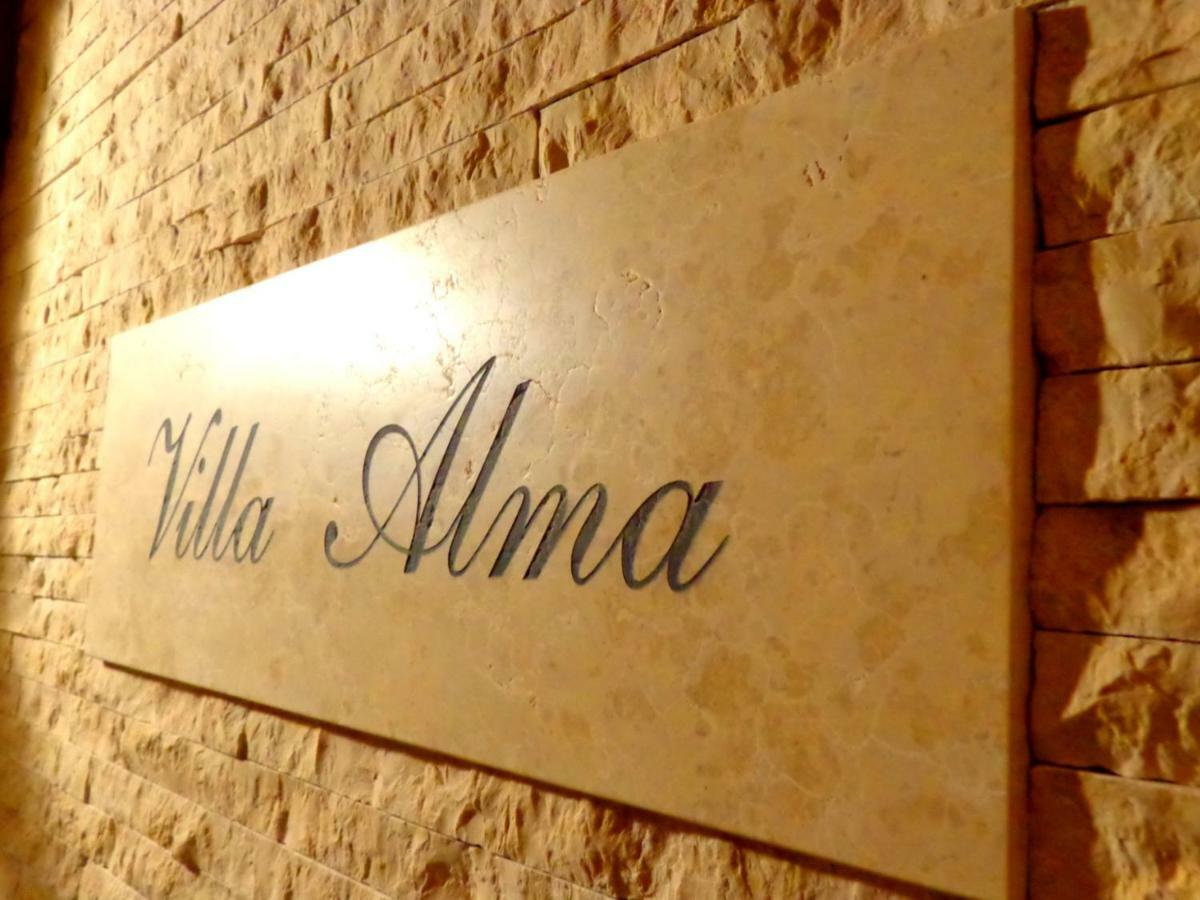 Villa Alma Kaštelir Екстериор снимка