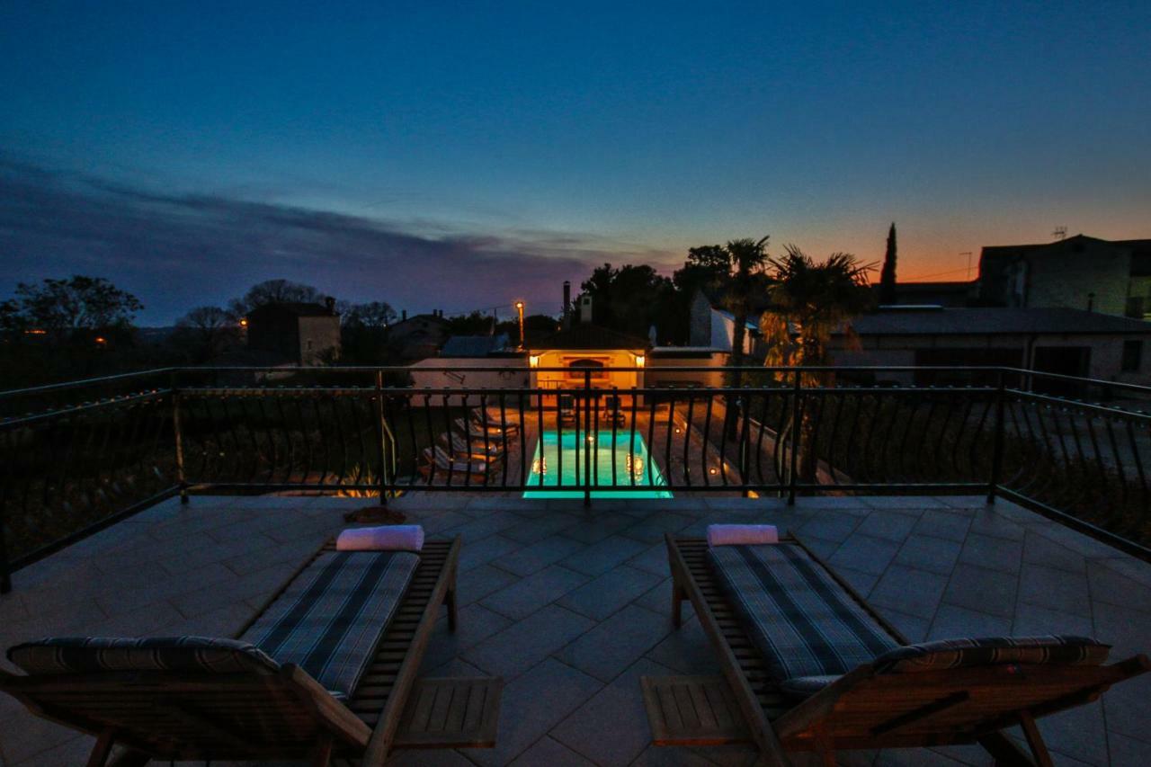 Villa Alma Kaštelir Екстериор снимка