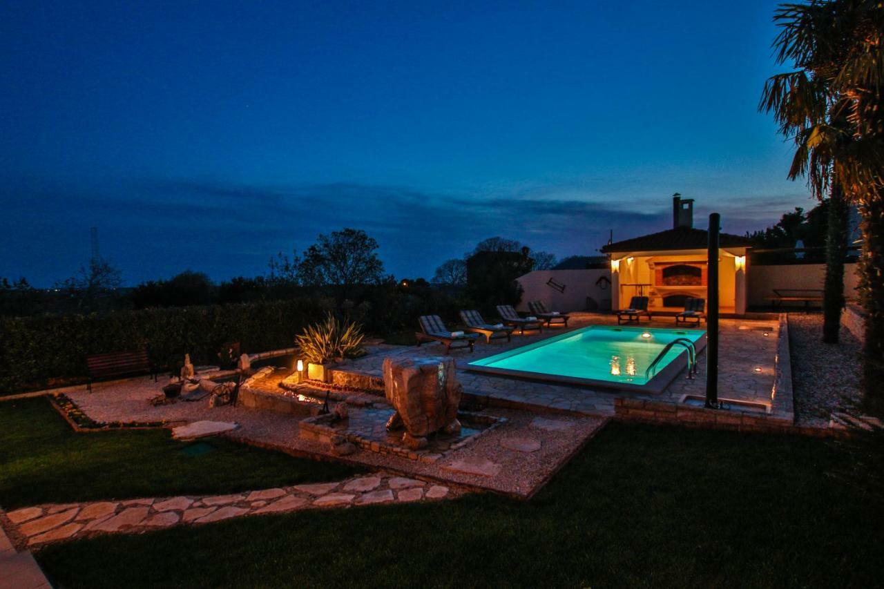 Villa Alma Kaštelir Екстериор снимка